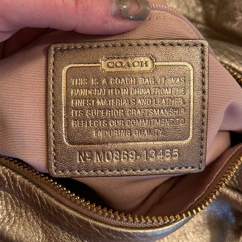 COACH - Parker leather zip shoulder bag - f13465 - NWT - Picture 3 of 13